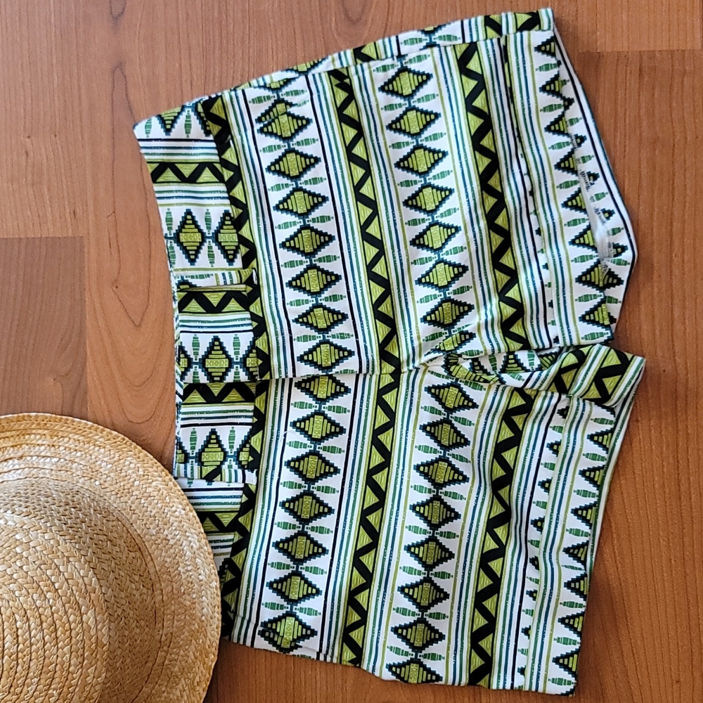 INC Green and Black Green Twill Shorts Size 6